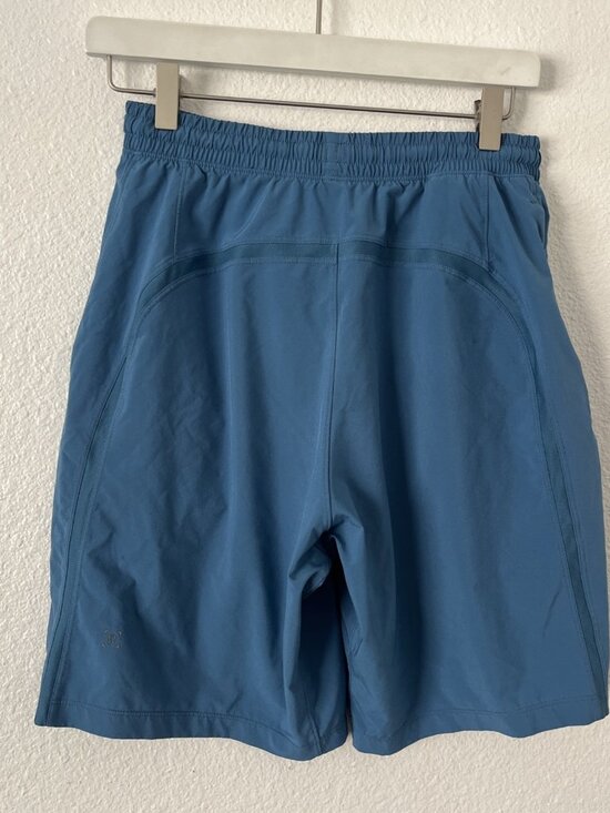 Lululemon Pace Breaker Shorts Men's Sz Small Navy 9" Linerless Activewear - Picture 4 of 4